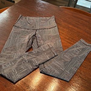 Wild black and white leggings full length